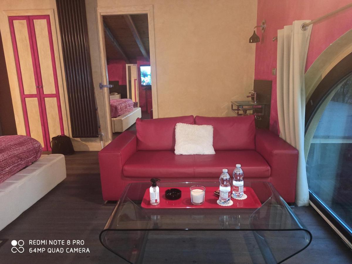 Casa Vacanze Soleluna モンティキアーリ エクステリア 写真