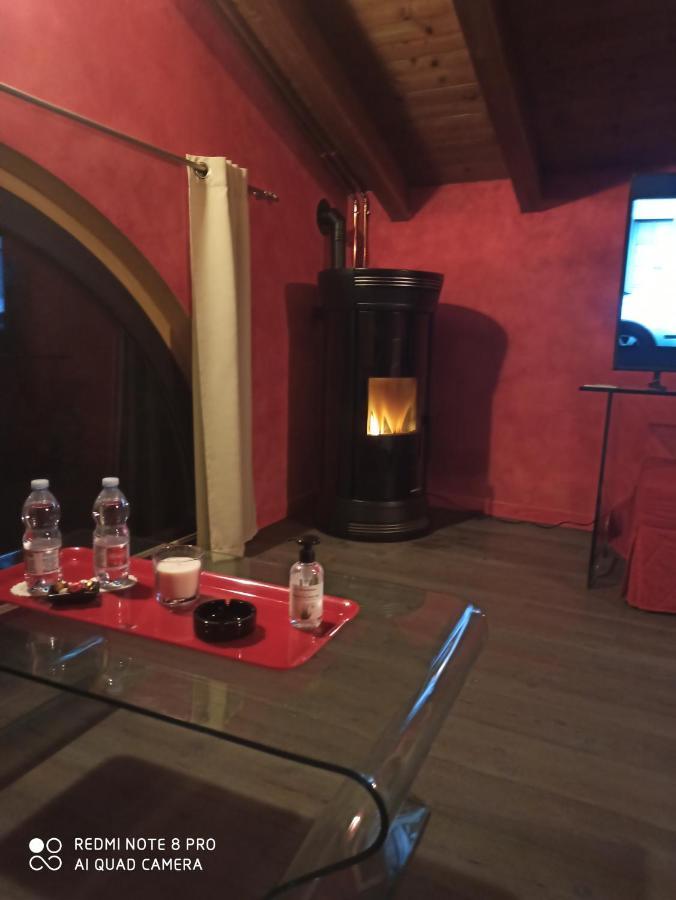 Casa Vacanze Soleluna モンティキアーリ エクステリア 写真
